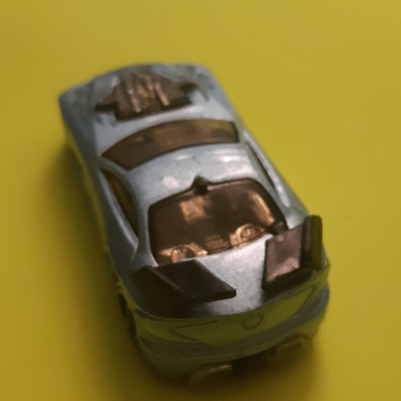 Hot wheels Mercy Breaker Diecast 1:64| 7/10 - Picture 4 of 8